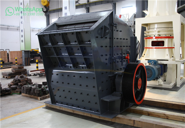 What is an impact crusher ?<